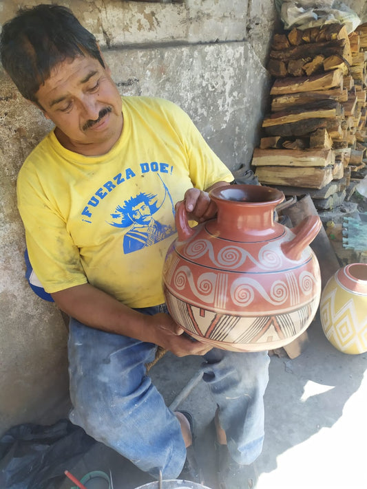 Stunning Artistry from the Hernandez-Cano Family Workshop