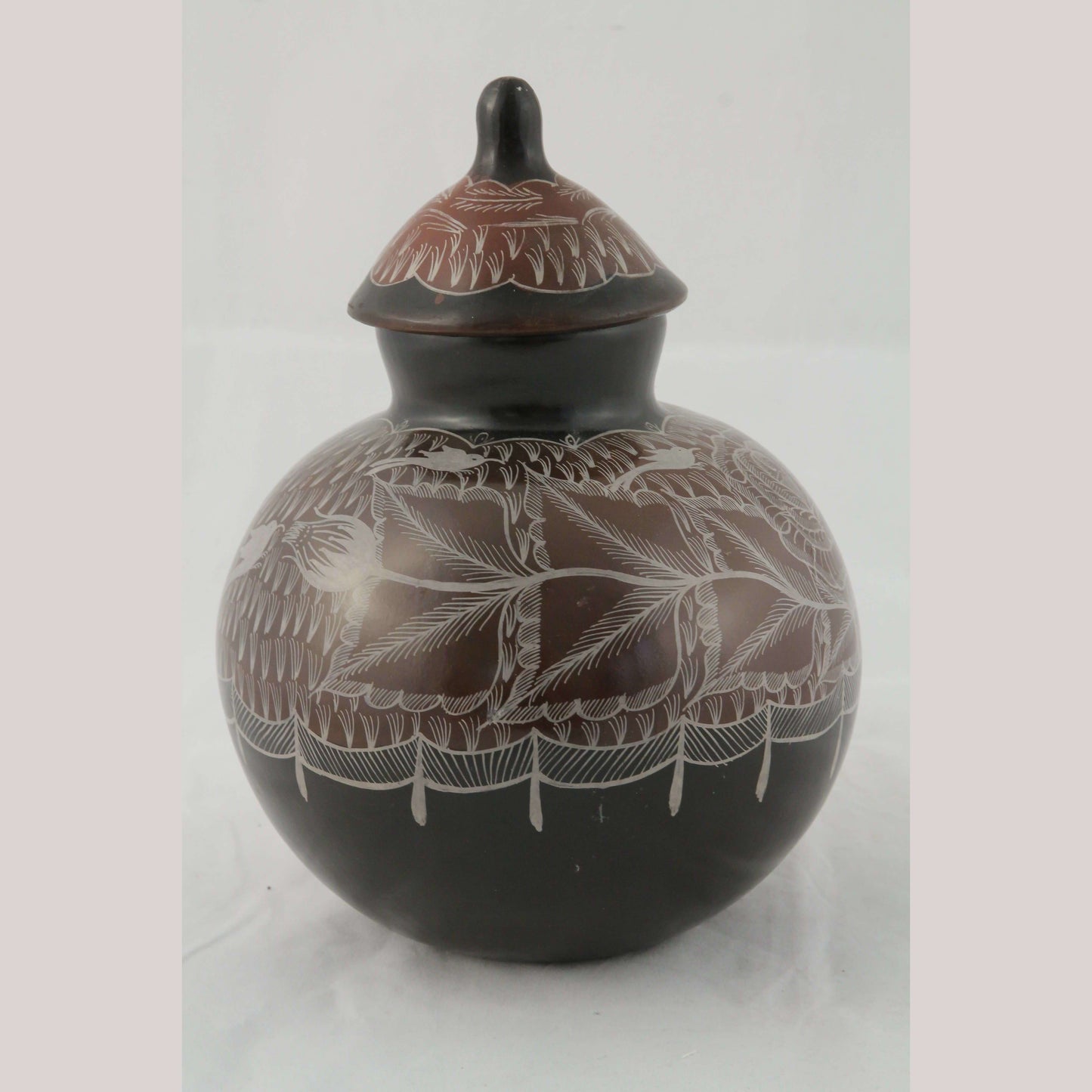 Ceramic/Pottery Vase/Jar/Lid Mexican Folk Art Collectible Décor Handmade Brown
