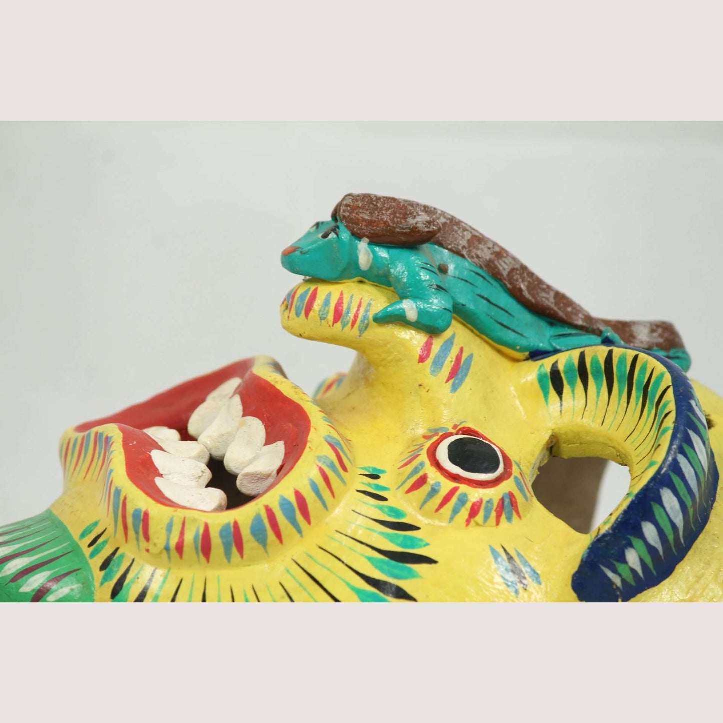 Vintage Mexican Ceramic Hanging Lizard Mask Ortega, Yellow