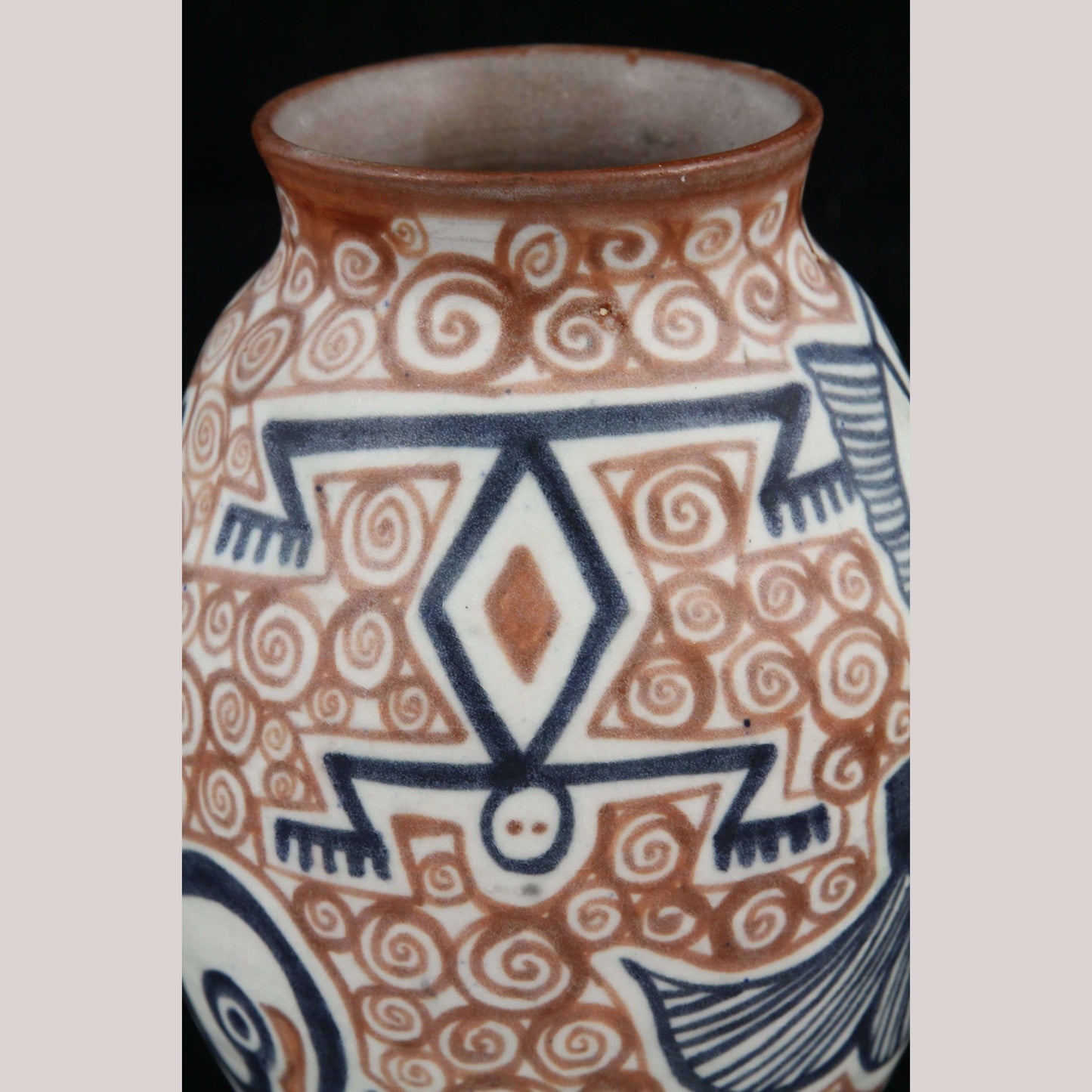 Ceramic/Pottery Vase Mexican Folk Art Pre Hispanic Figures Familia Chichipan