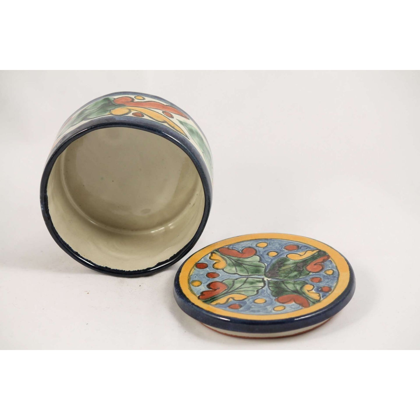 Handmade/ Painted Mexican Ceramic Circle Box w Lid